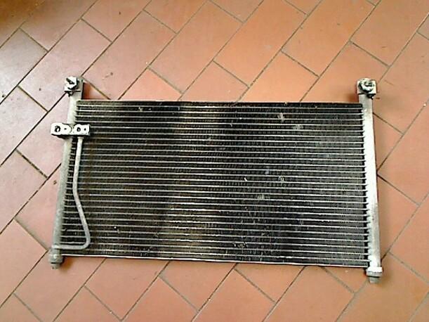 Foto: KONDENSATOR KLIMAANLAGE eines Mazda 626 2.0 TD Combispace