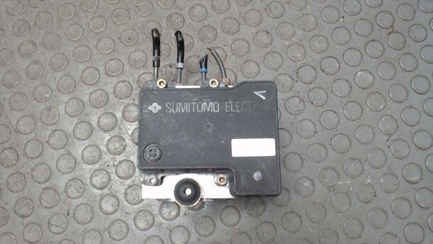 Foto: HAUPTBREMSAGGREGAT ABS eines Mazda Demio 1.5 Combispace