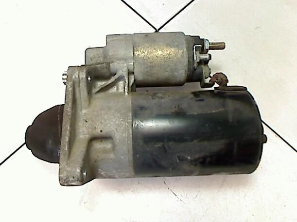 Foto: ANLASSER / STARTER BOSCH eines Fiat Punto 55