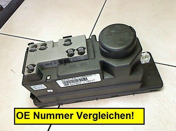 Foto: ZENTRALVERRIEGELUNGSPUMPE eines Mercedes-Benz E 300 T TD