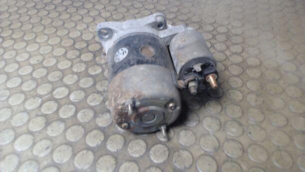 Foto: ANLASSER / STARTER eines Mazda 323 1.4i 16V