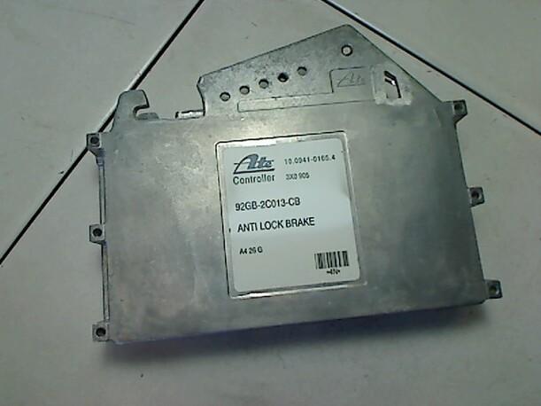 Foto: STEUERGERÄT ABS eines Ford Scorpio