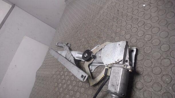 Foto: FENSTERHEBER HINTEN RECHTS eines Ford Scorpio