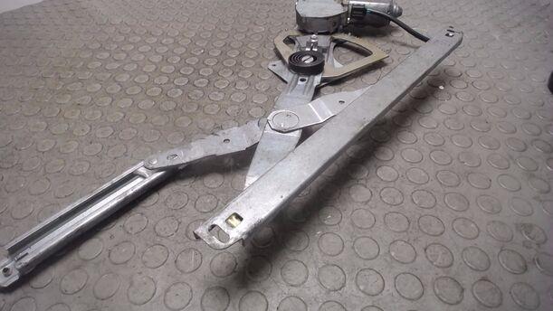 Foto: FENSTERHEBER HINTEN RECHTS eines Ford Scorpio