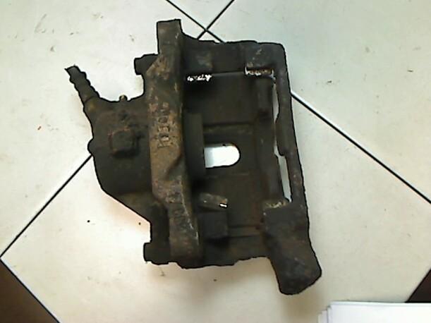 Foto: BREMSSATTEL VORN RECHTS eines Renault Laguna 1.8 16V