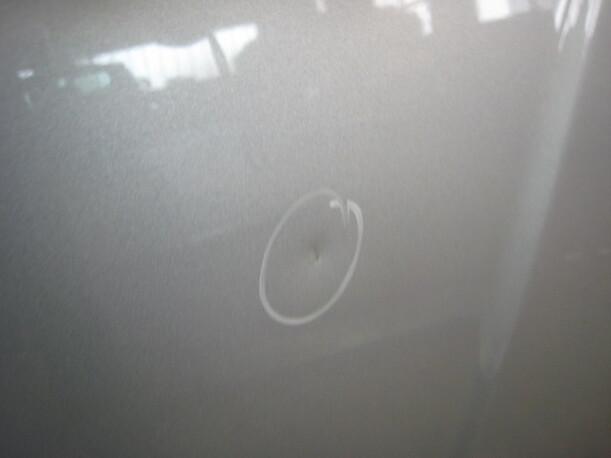 Foto: MOTORHAUBE eines Ford Mondeo