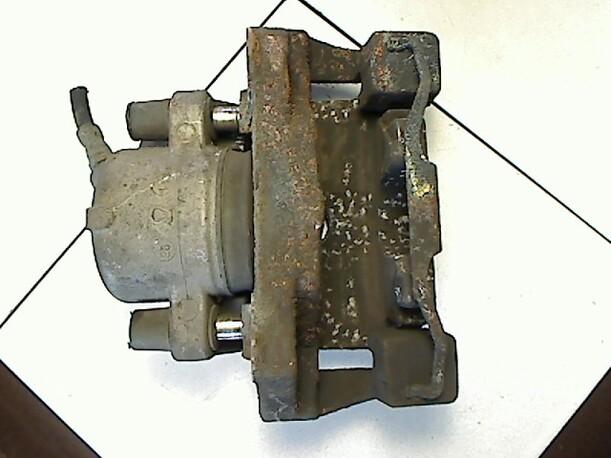 Foto: BREMSSATTEL VORN LINKS eines BMW 523i touring