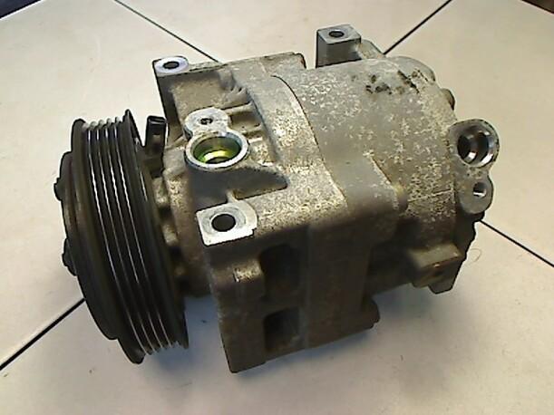 Foto: KOMPRESSOR KLIMAANLAGE eines Fiat Punto 1.2 16V