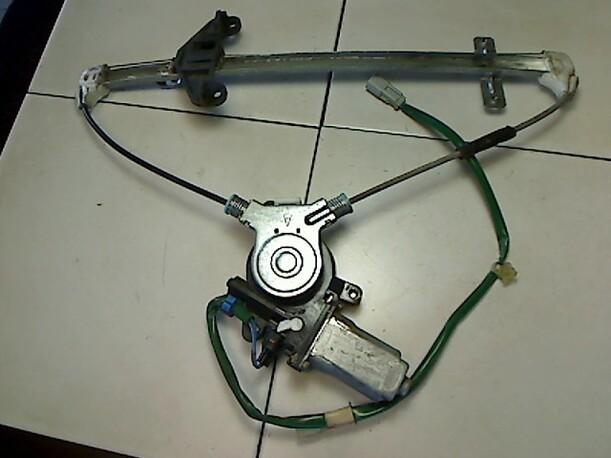 Foto: FENSTERHEBER HINTEN RECHTS eines Honda Civic 1.4i