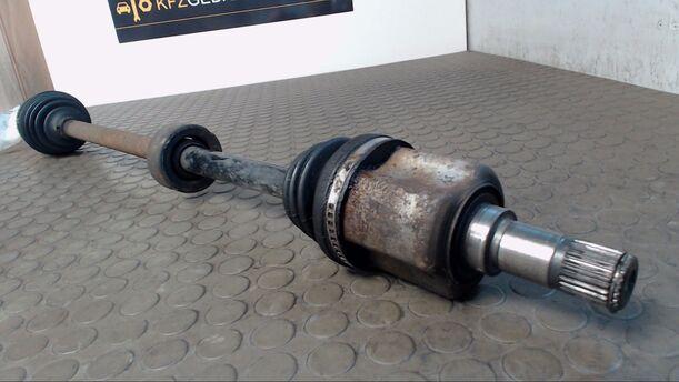 Foto: ANTRIEBSWELLE VORN LINKS eines Honda Civic 1.4i