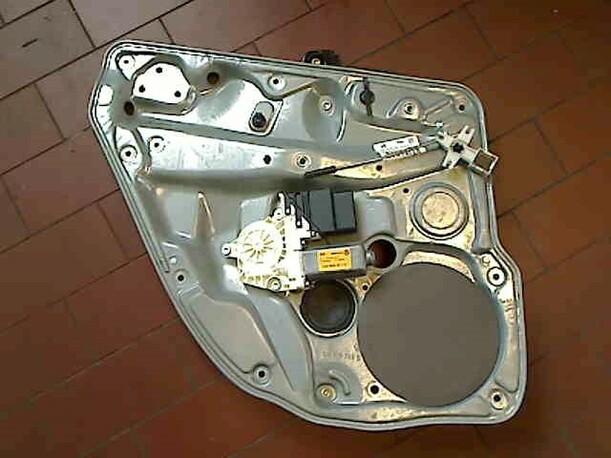 Foto: FENSTERHEBER ELEKTR. HINTEN LINKS eines VW Golf Variant 1.6