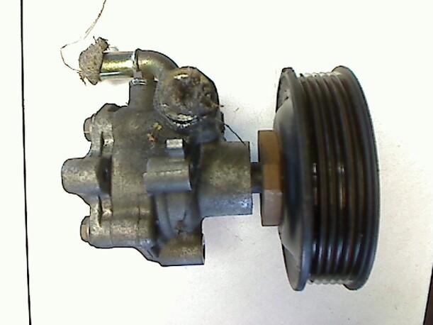 Foto: LENKGETRIEBEPUMPE eines VW Golf Variant 1.6