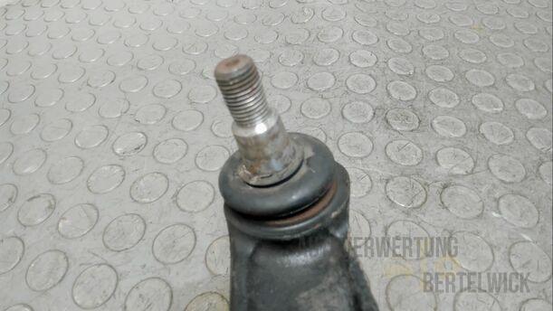 Foto: QUERLENKER VORNE LINKS eines Alfa Romeo 156 1.9 JTD S