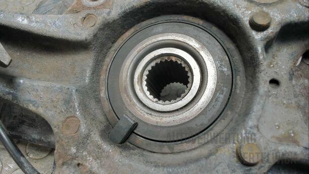 Foto: ACHSSCHENKEL VORNE LINKS eines Alfa Romeo 156 1.9 JTD S