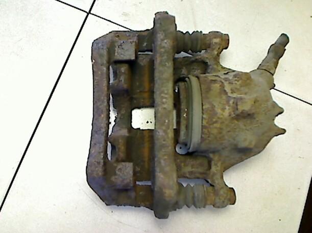 Foto: BREMSSATTEL VORN LINKS eines Volvo 480 S