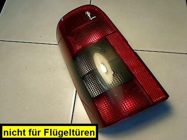 Foto: HECKLEUCHTE / RÜCKLICHT LINKS eines Peugeot Partner Kombi 75
