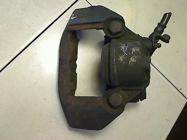 Foto: BREMSSATTEL VORN LINKS eines Citroen Saxo 1.1 S