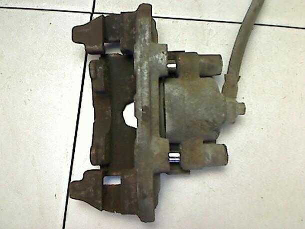 Foto: BREMSSATTEL VORN LINKS eines Opel Astra S