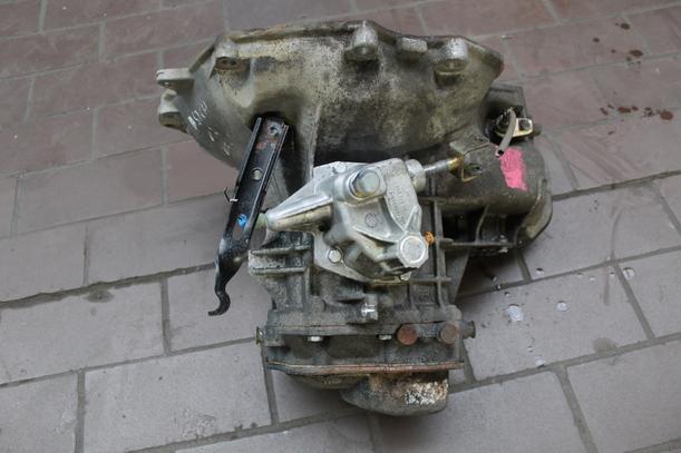 Foto: SCHALTGETRIEBE 5-GANG eines Opel Astra S