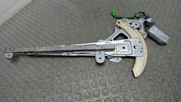 Foto: FENSTERHEBER ELEKTRISCH VORN LINKS eines Subaru Outback H6-3.0
