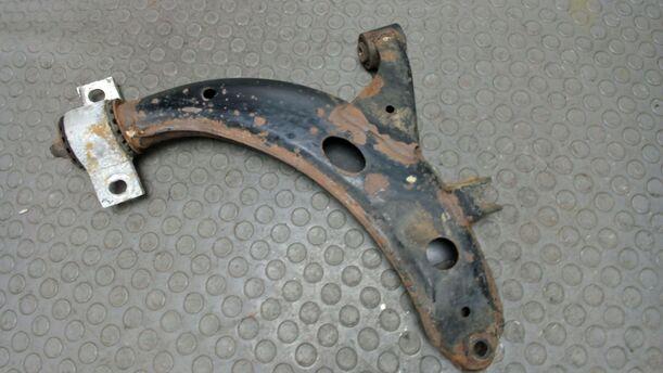 Foto: QUERLENKER VORN LINKS eines Subaru Outback H6-3.0