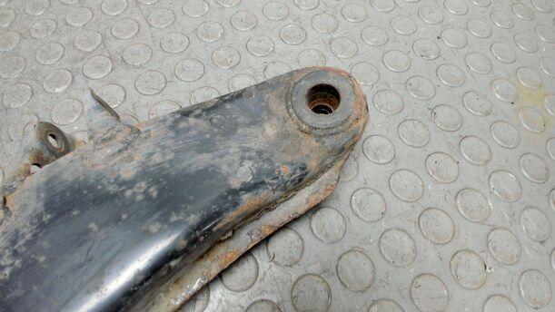 Foto: QUERLENKER VORN RECHTS eines Subaru Outback H6-3.0