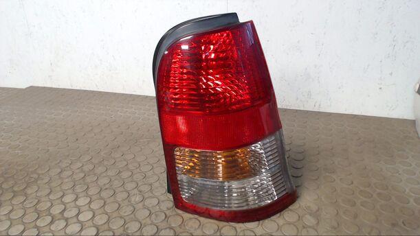 Foto: HECKLEUCHTE / RÜCKLICHT RECHTS eines Daewoo Nexia 1.5 S