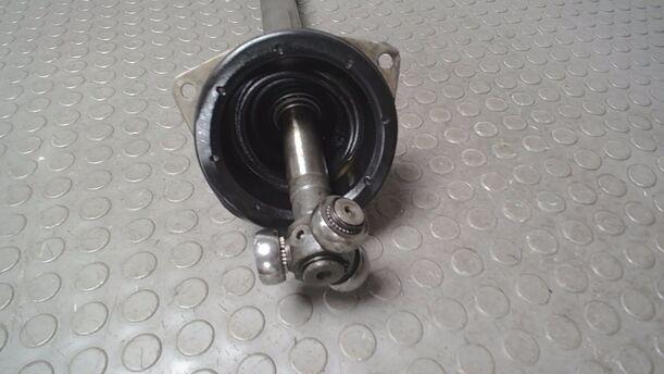 Foto: ANTRIEBSWELLE LINKS eines Renault R 21 Nevada 1.8 S