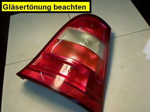 Foto: HECKLEUCHTE / RÜCKLICHT RECHTS eines Mercedes-Benz A 160 S