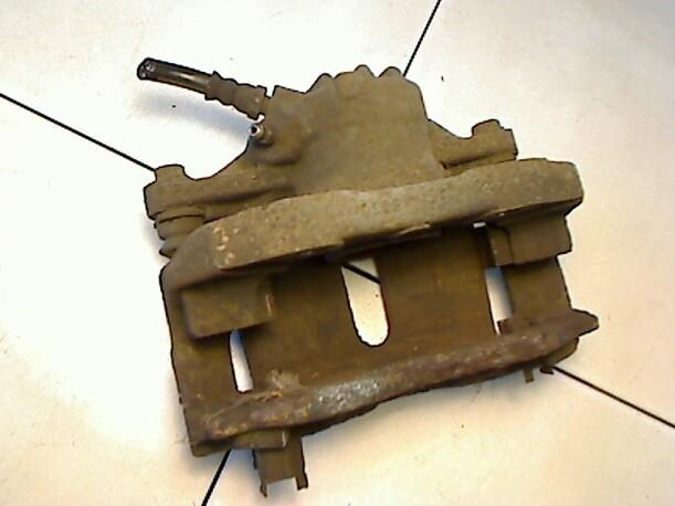 Foto: BREMSSATTEL VORN LINKS eines Citroen Xsara Coupe 1.9 D