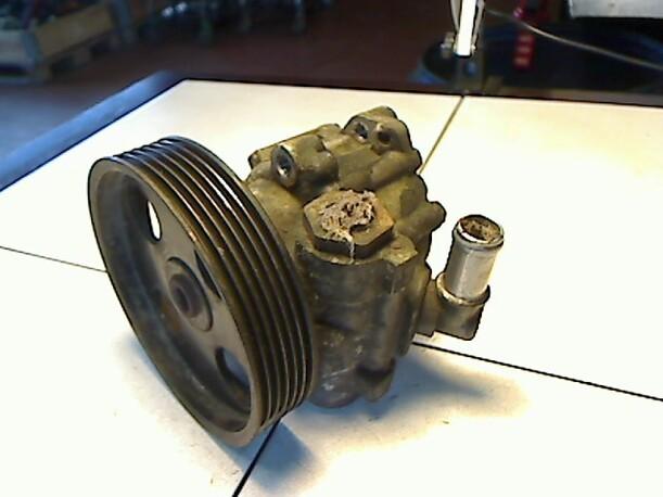 Foto: LENKGETRIEBEPUMPE eines Fiat Scudo 222.254.0 S
