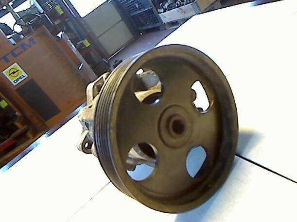 Foto: LENKGETRIEBEPUMPE eines Fiat Scudo 222.254.0 S