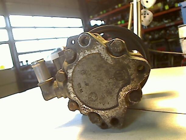 Foto: LENKGETRIEBEPUMPE eines Fiat Scudo 222.254.0 S