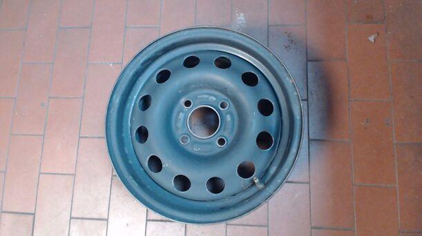 Foto: STAHLFELGE 6 X14 ET41 eines Ford Sierra