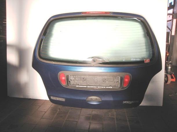Foto: HECKKLAPPE / HECKDECKEL eines Renault Megane Scenic 1.6e S