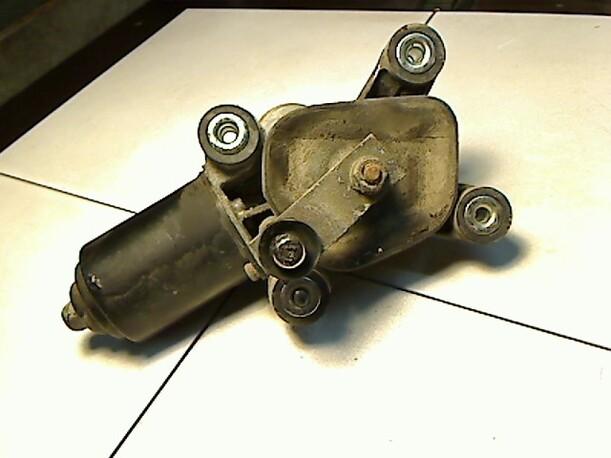 Foto: SCHEIBENWISCHERMOTOR VORN eines Opel Monterey S