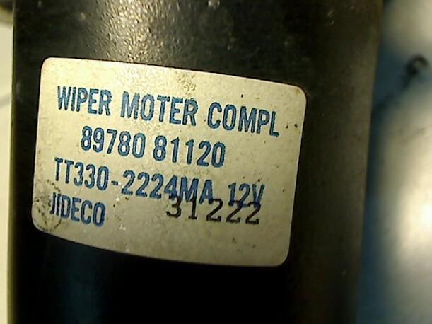 Foto: SCHEIBENWISCHERMOTOR VORN eines Opel Monterey S