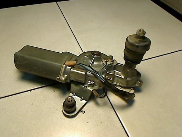 Foto: SCHEIBENWISCHERMOTOR HINTEN eines Opel Monterey S