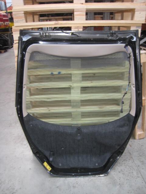 Foto: HECKKLAPPE / HECKDECKEL eines Ford Cougar 24V S