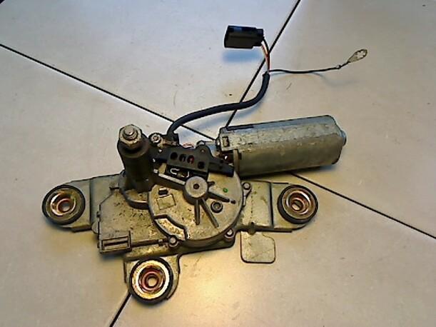 Foto: SCHEIBENWISCHERMOTOR HINTEN eines Ford Cougar 24V S