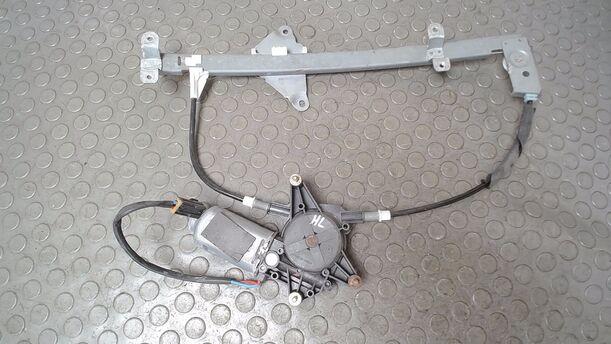 Foto: FENSTERHEBER HINTEN LINKS eines Nissan Primera S