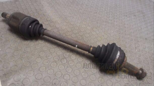 Foto: ANTRIEBSWELLE LINKS eines Skoda Felicia 1.6 S