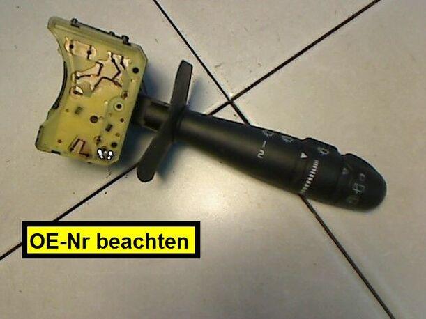 Foto: SCHEIBENWISCHERSCHALTER eines Renault Megane 1.4