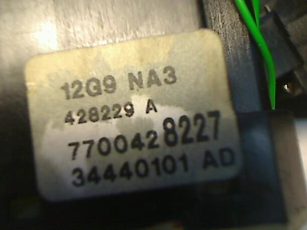 Foto: SCHEIBENWISCHERSCHALTER eines Renault Megane 1.4