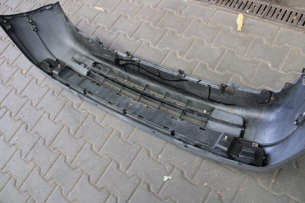 Foto: STOßFÄNGER / STOßSTANGE VORNE eines Opel Astra