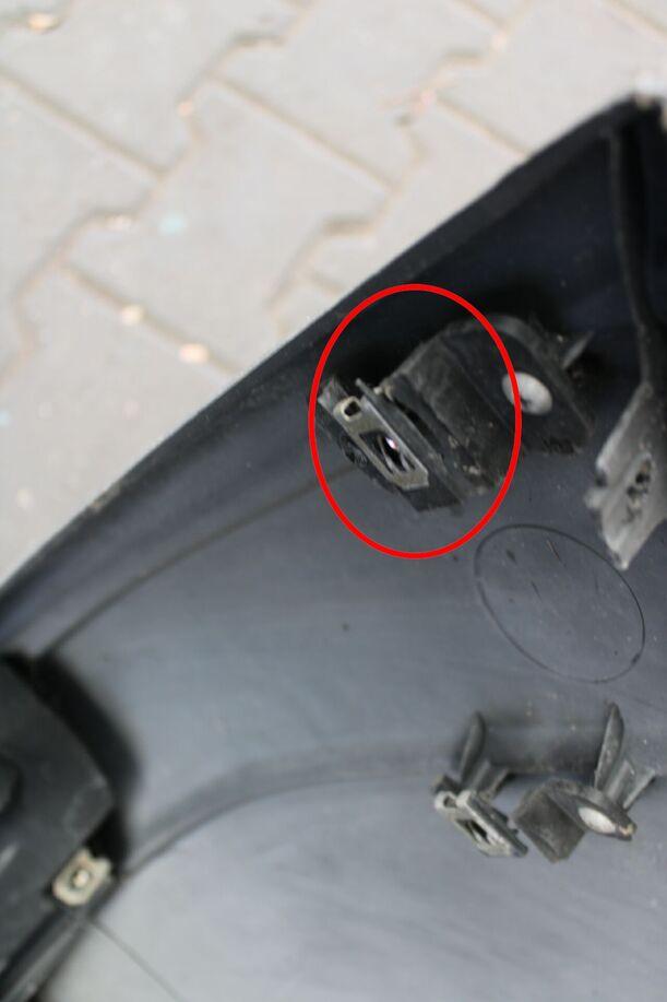Foto: STOßFÄNGER / STOßSTANGE VORNE eines Opel Astra