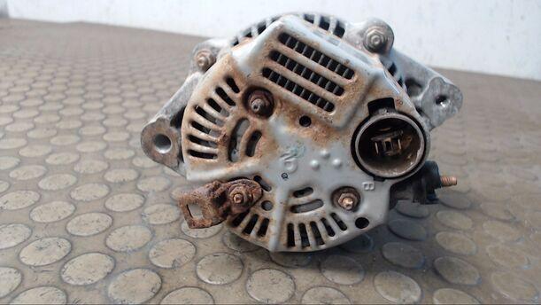 Foto: LICHTMASCHINE eines Honda Civic 1.3