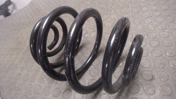 Foto: HINTERFEDER LINKS eines Saab 9-3 2.3i
