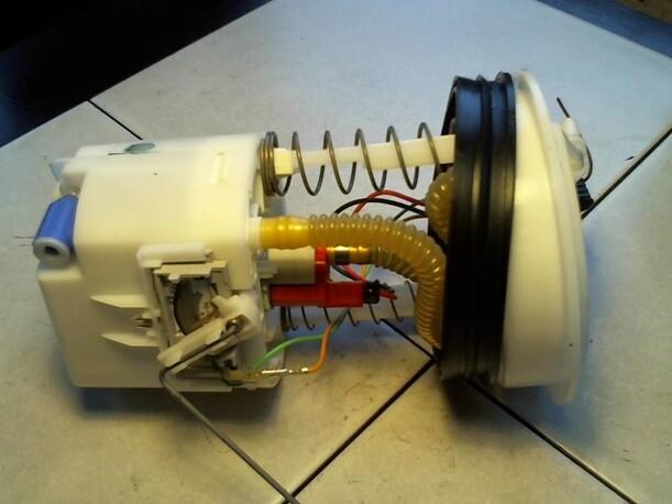Foto: KRAFTSTOFFPUMPE eines Ford Fusion 1.4