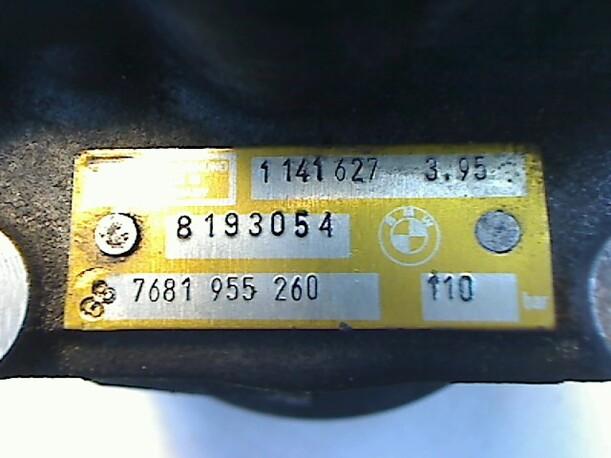 Foto: LENKGETRIEBEPUMPE eines BMW 318tds